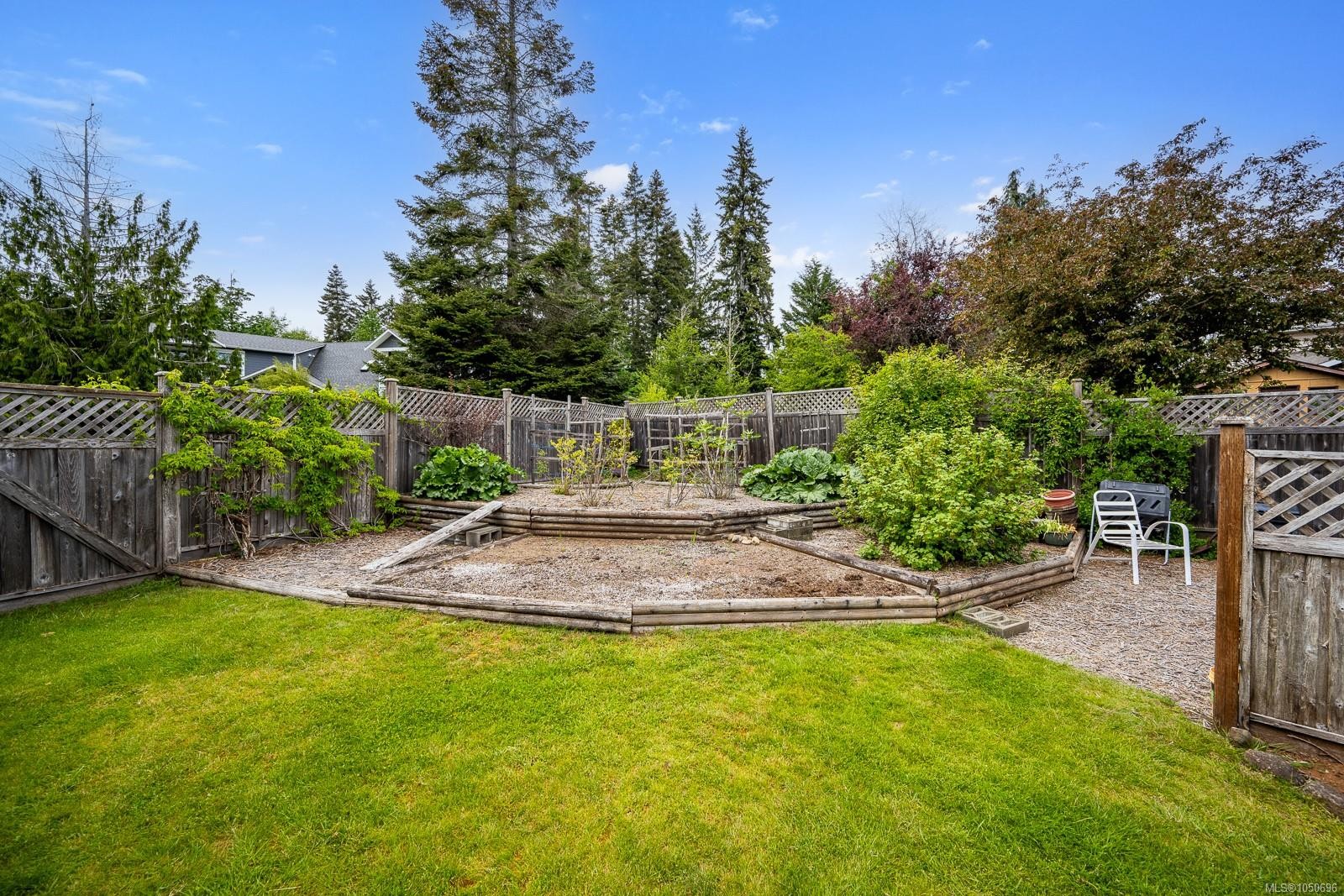 5989 Garvin Rd, Union Bay, BC