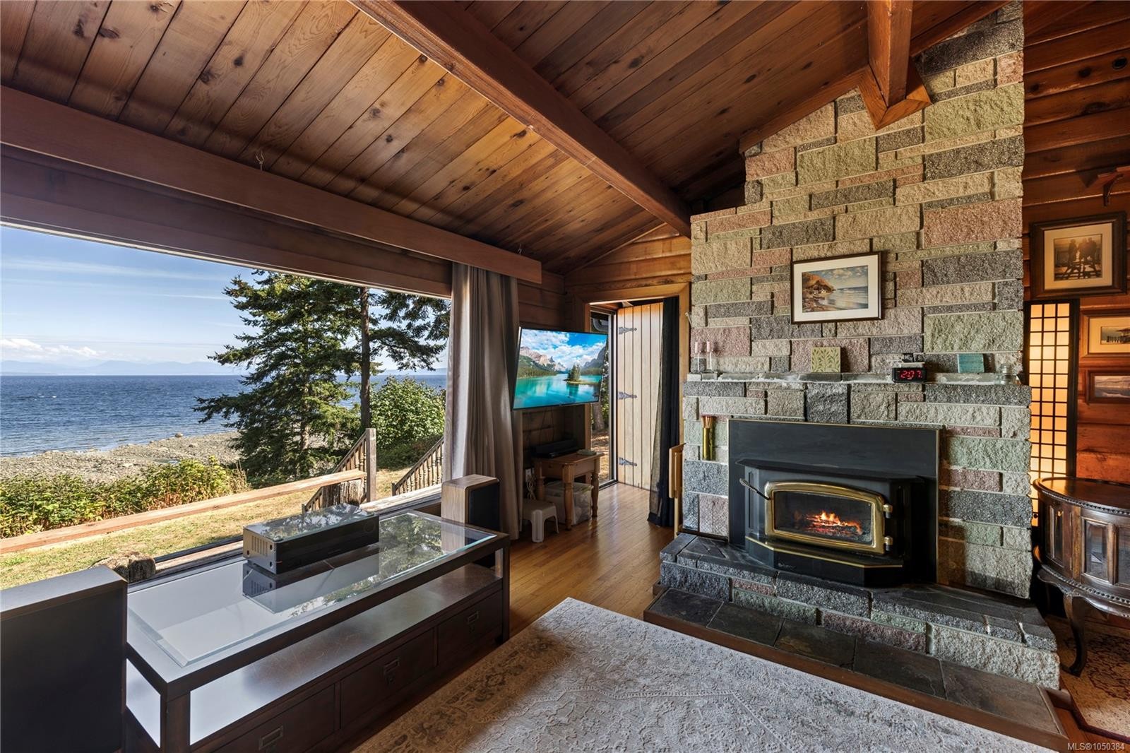 2310 Seabank Rd, Courtenay, BC