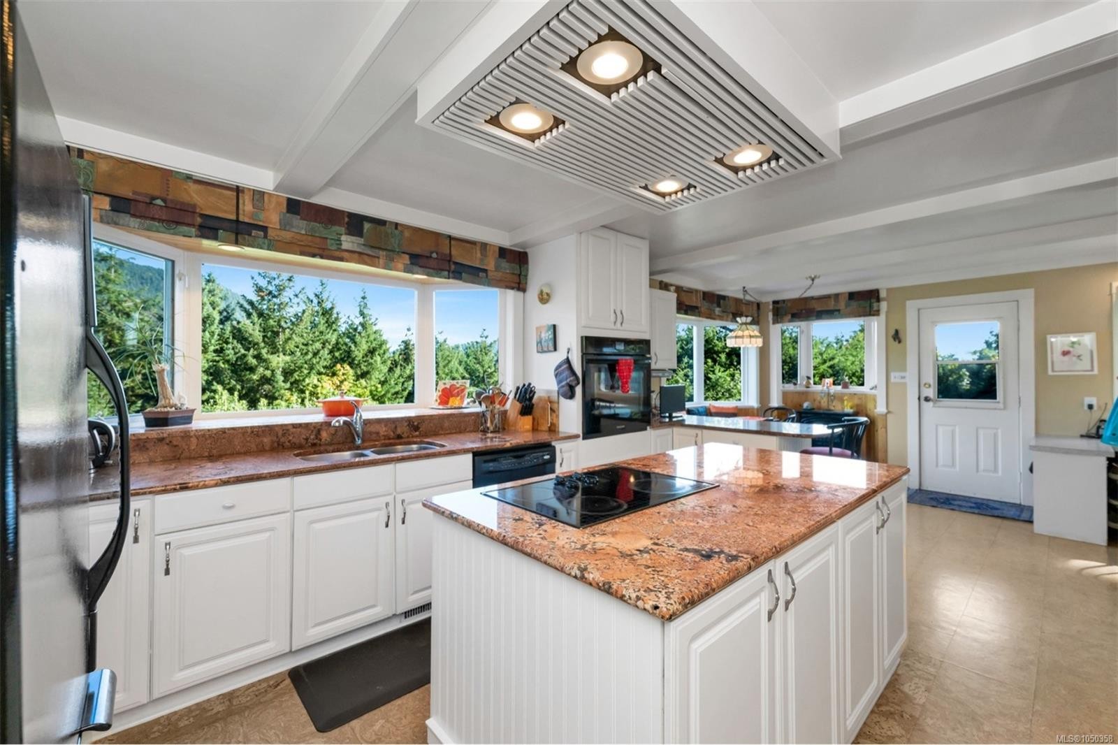 6693 Genoa Bay Rd, Duncan, BC