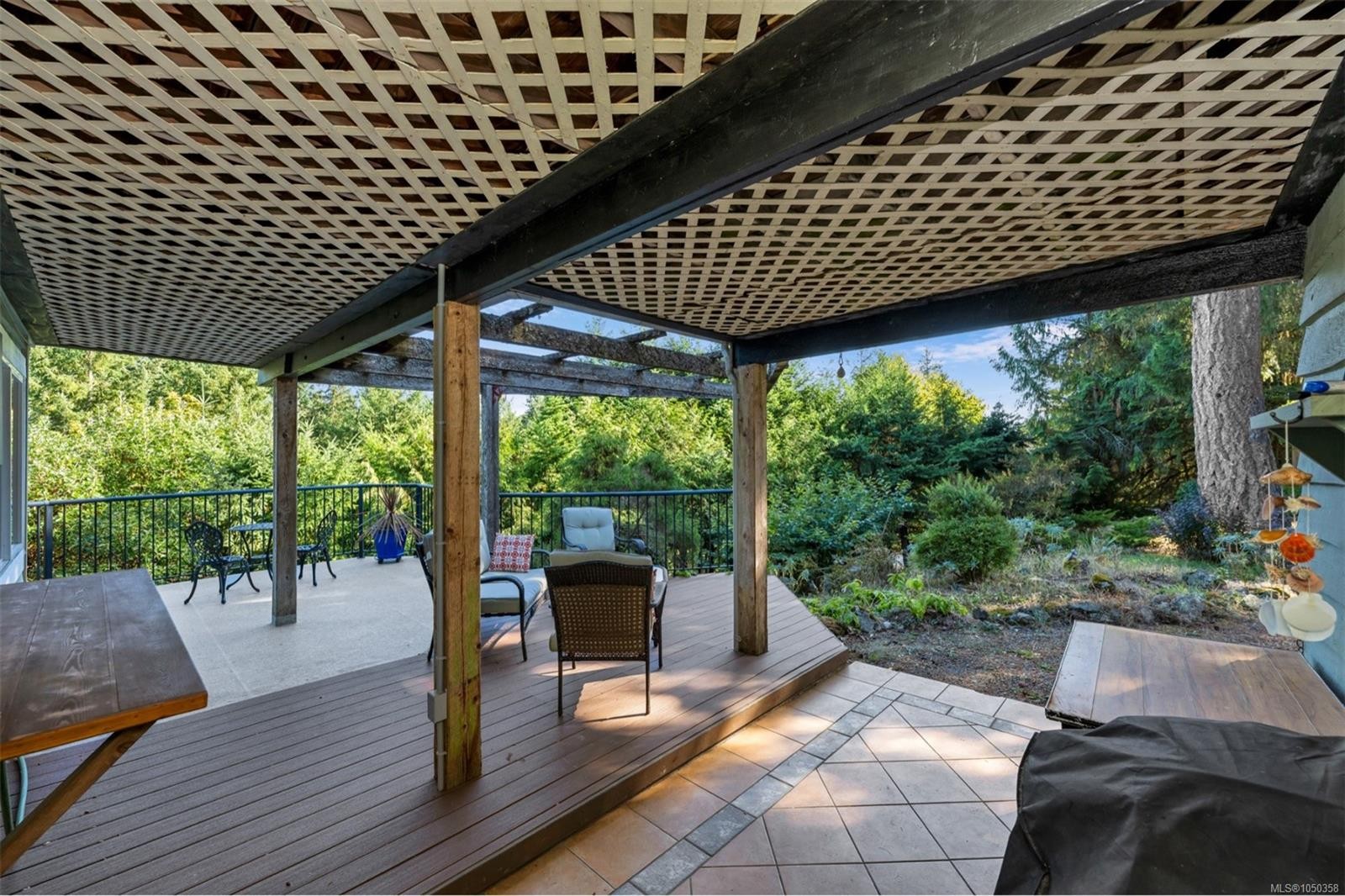 6693 Genoa Bay Rd, Duncan, BC