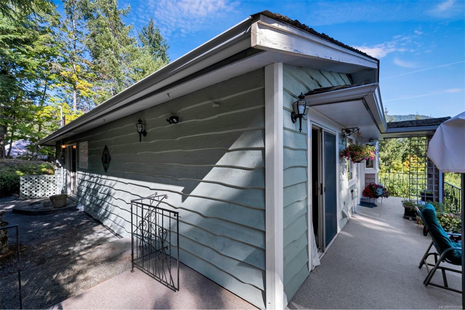 6693 Genoa Bay Rd, Duncan, BC