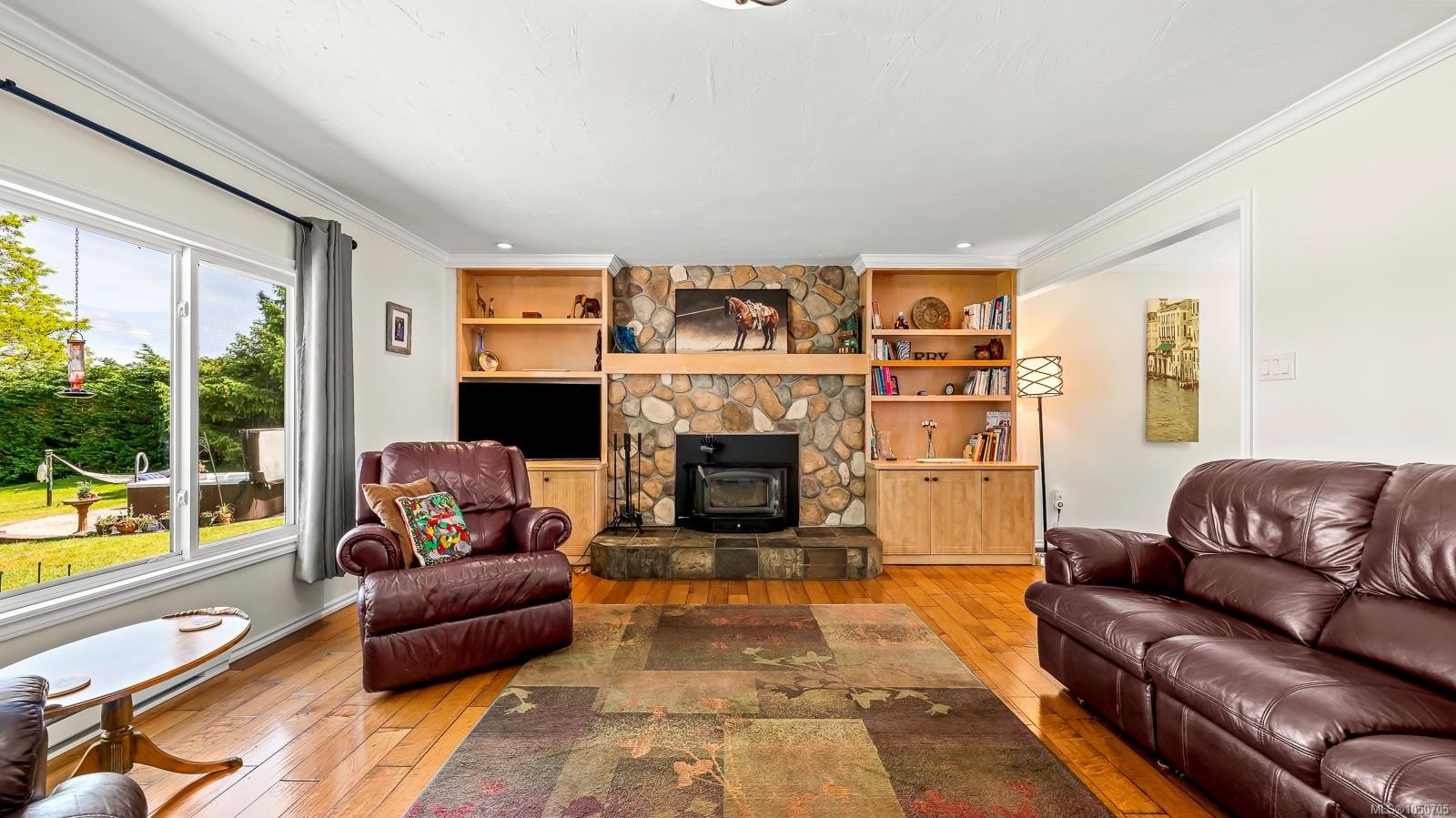 7410 Yake Rd, Fanny Bay, BC