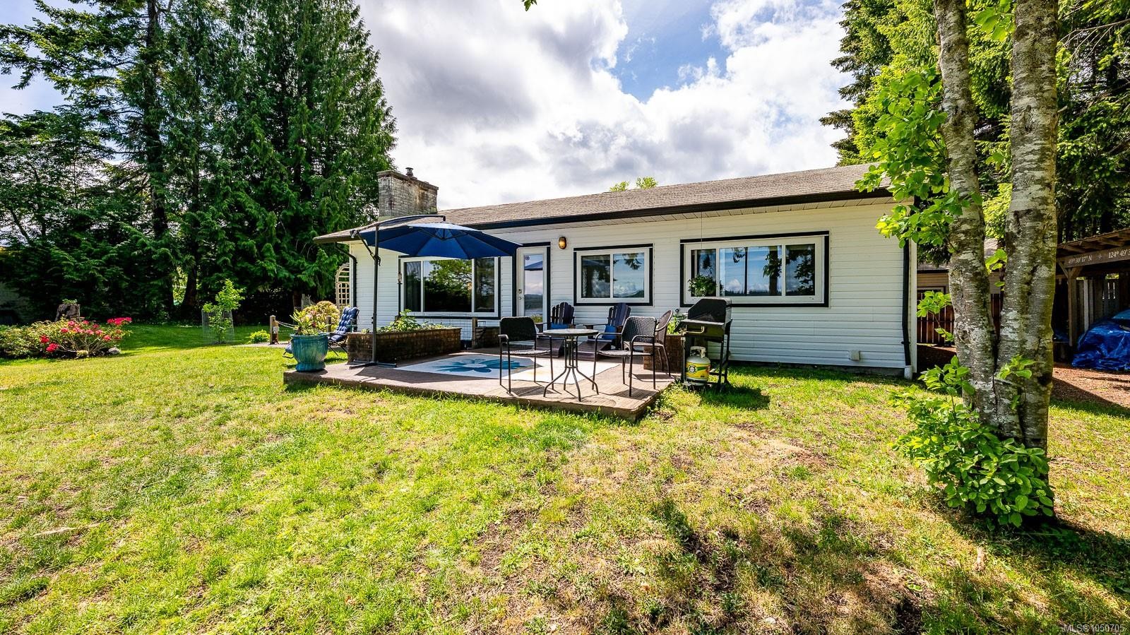 7410 Yake Rd, Fanny Bay, BC