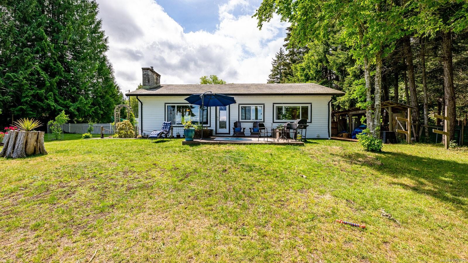 7410 Yake Rd, Fanny Bay, BC