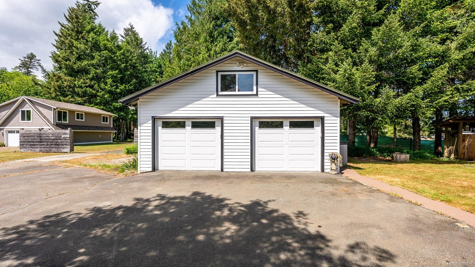7410 Yake Rd, Fanny Bay, BC