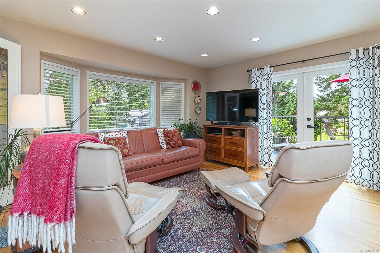 3960 Cumberland Rd, Saanich, BC