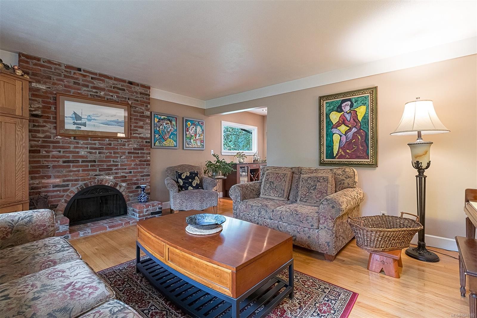 3960 Cumberland Rd, Saanich, BC