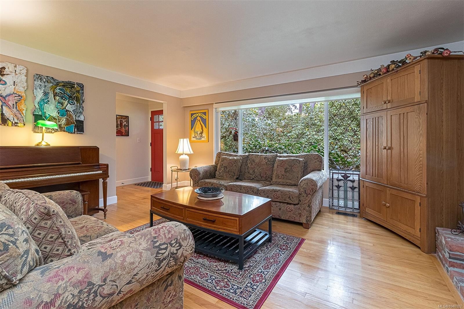 3960 Cumberland Rd, Saanich, BC