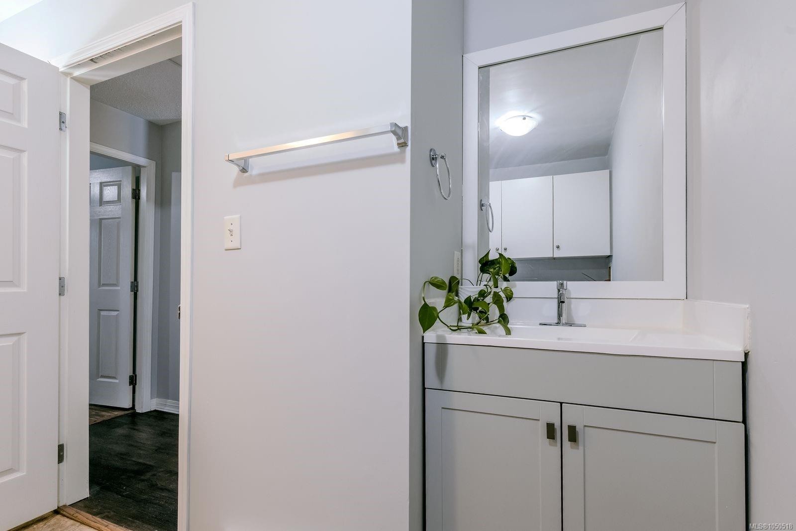 #3-450 Gail Pl, Nanaimo, BC