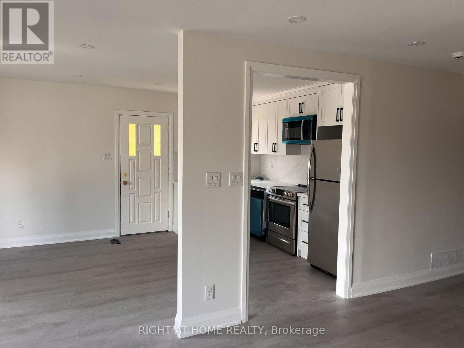 32 Brimorton Drive, Toronto, ON