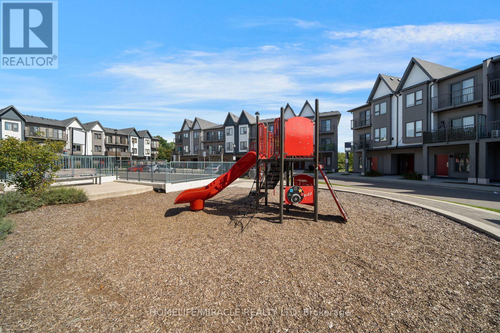 104 - 2635 William Jackson Drive, Pickering, ON