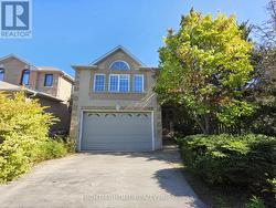 63 SUNRIDGE STREET Richmond Hill, ON L4E 3T7
