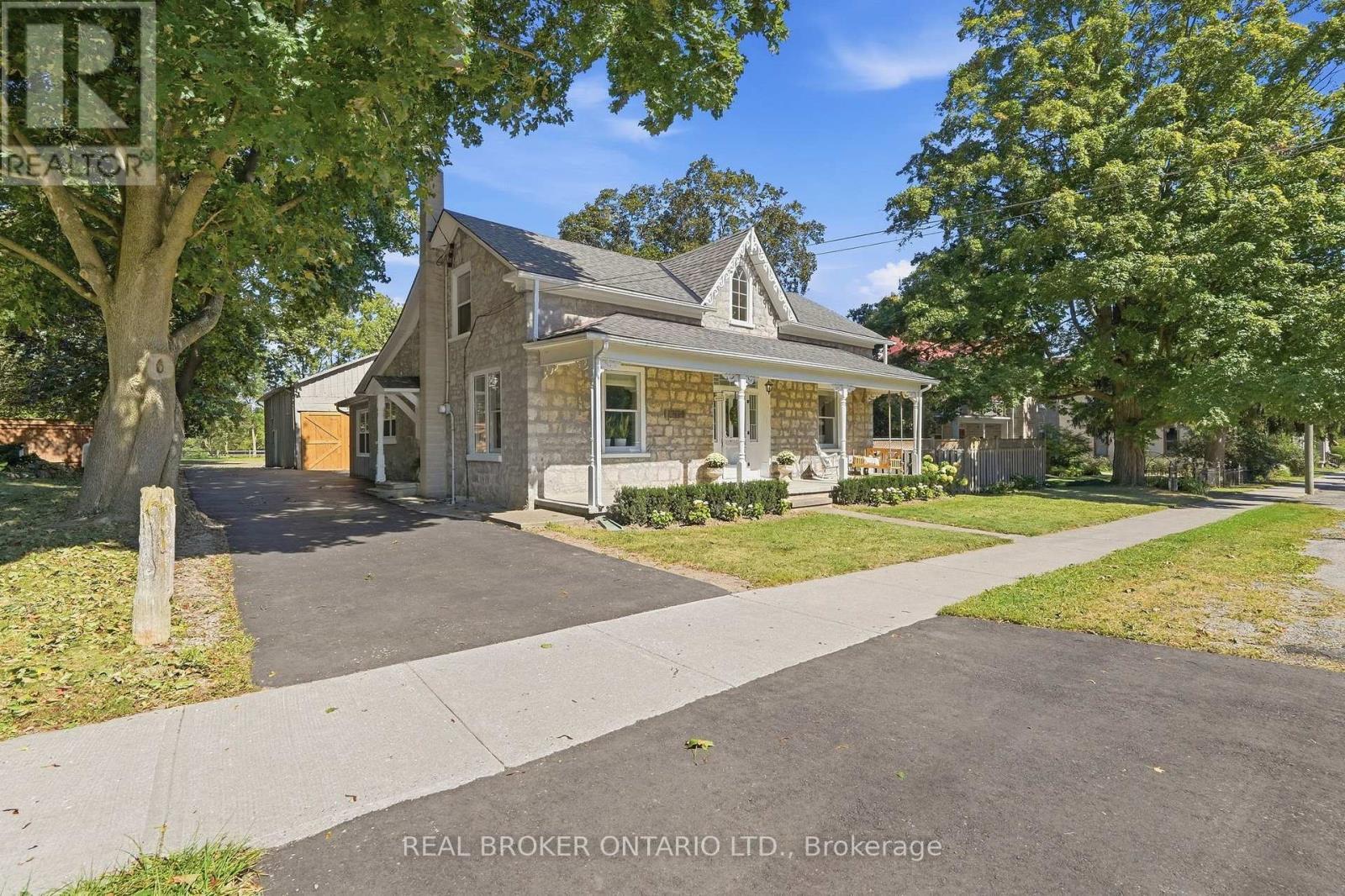 1264 Old 8 Highway, Hamilton, ON