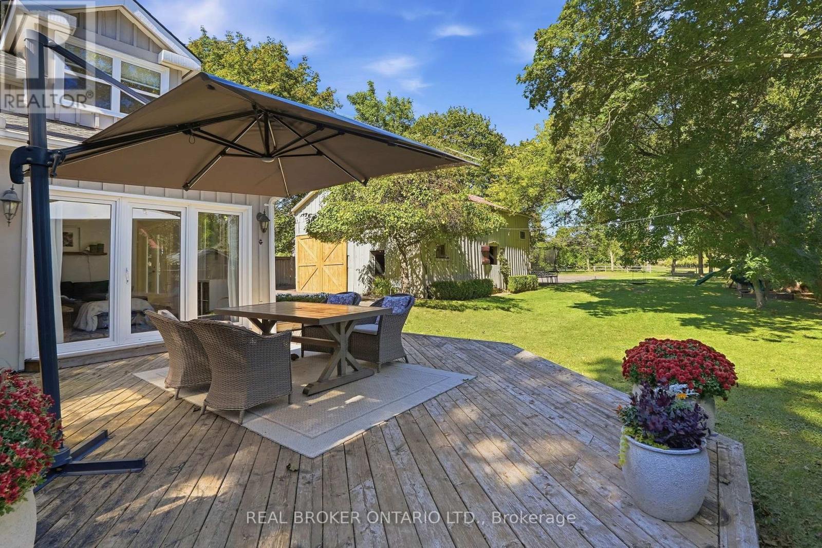 1264 Old 8 Highway, Hamilton, ON