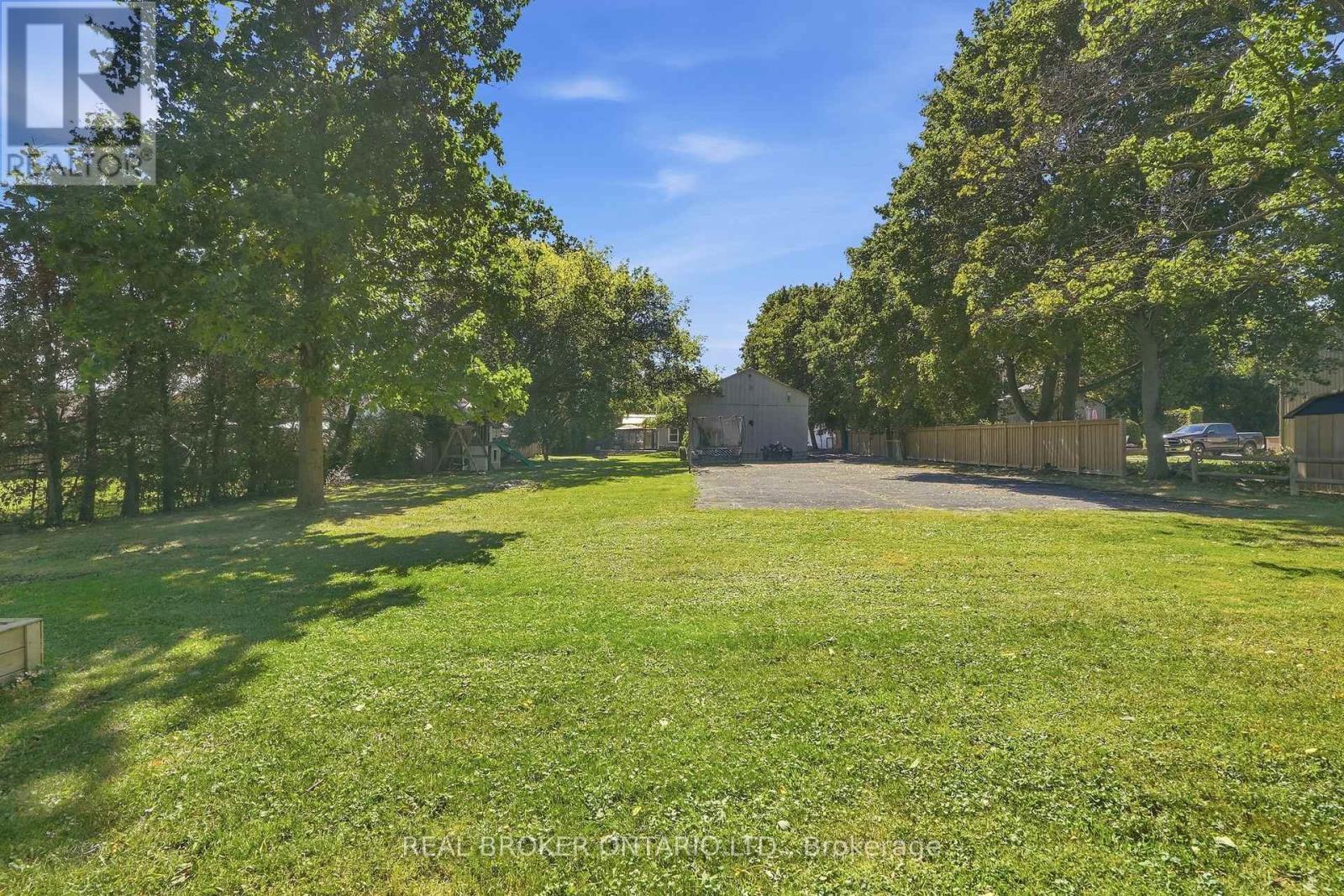 1264 Old 8 Highway, Hamilton, ON