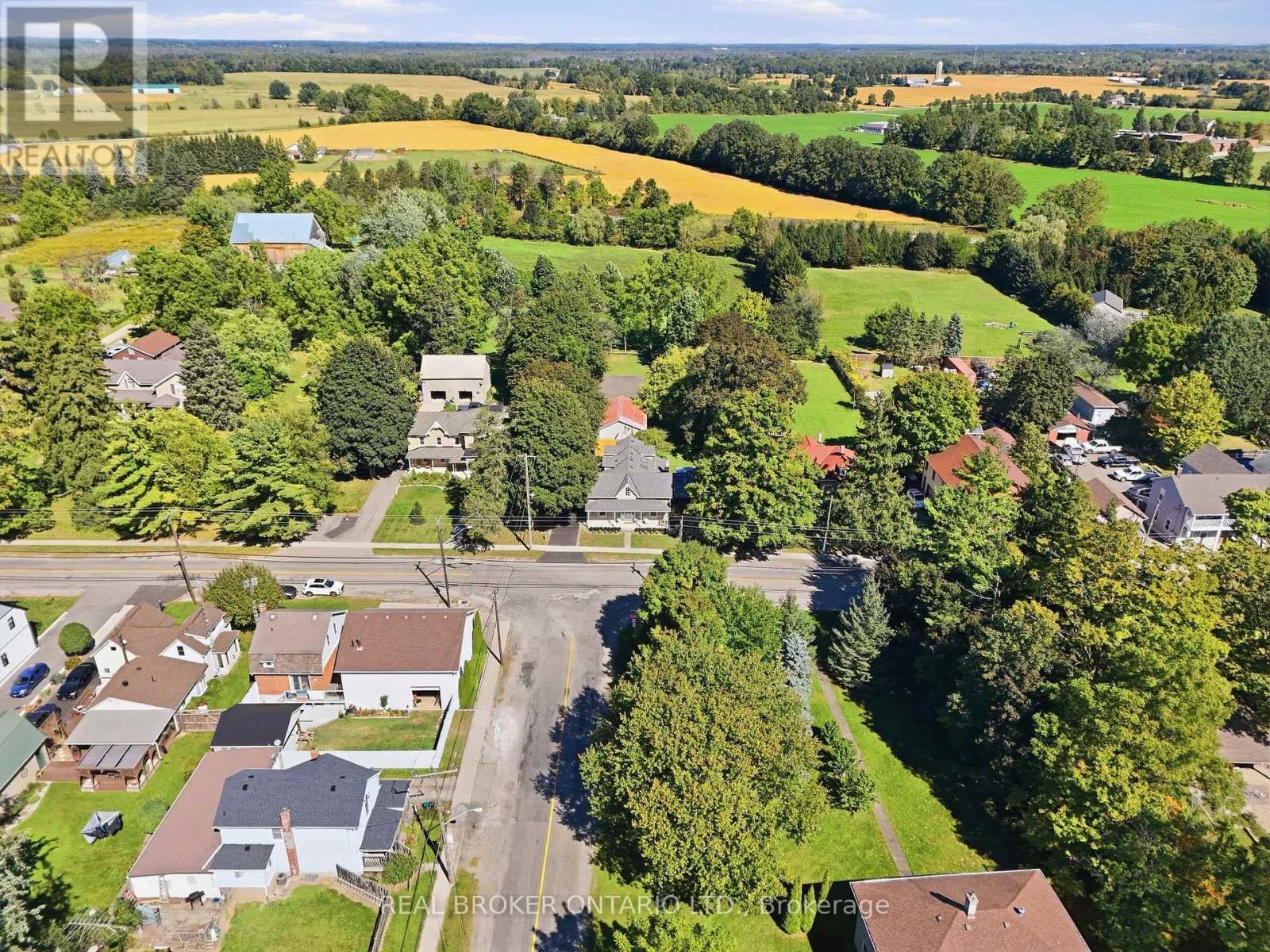 1264 Old 8 Highway, Hamilton, ON