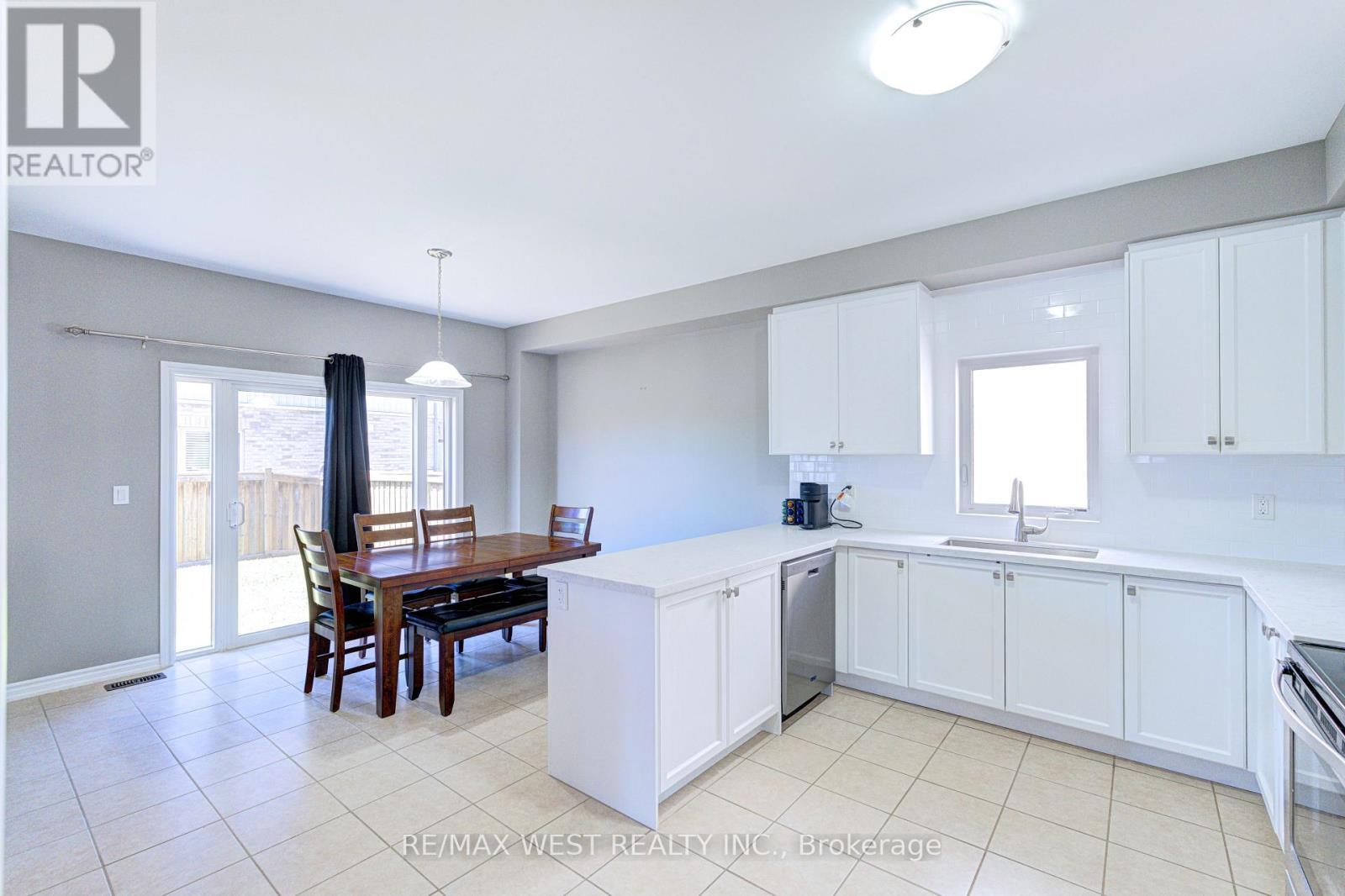 108 Decarolis Street, Essa, ON