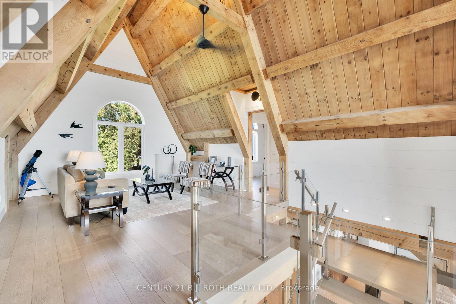 247 Lakeshore Road W, Oro-Medonte, ON