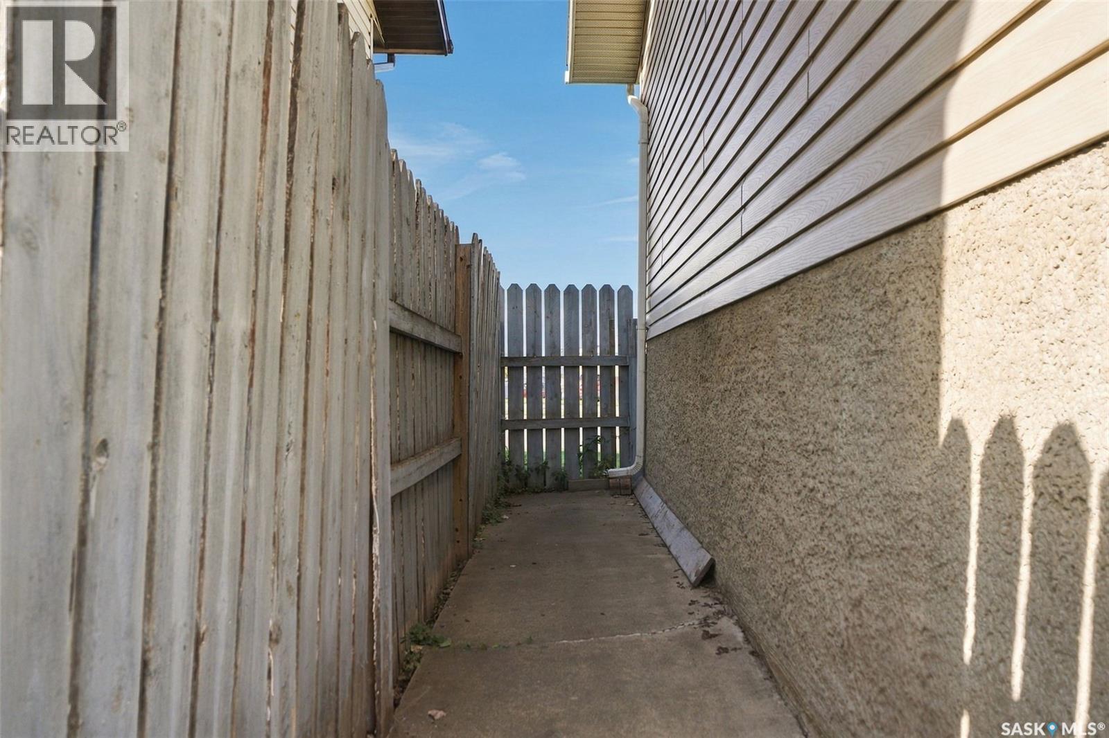 3343 Fairlight Drive, Saskatoon, SK