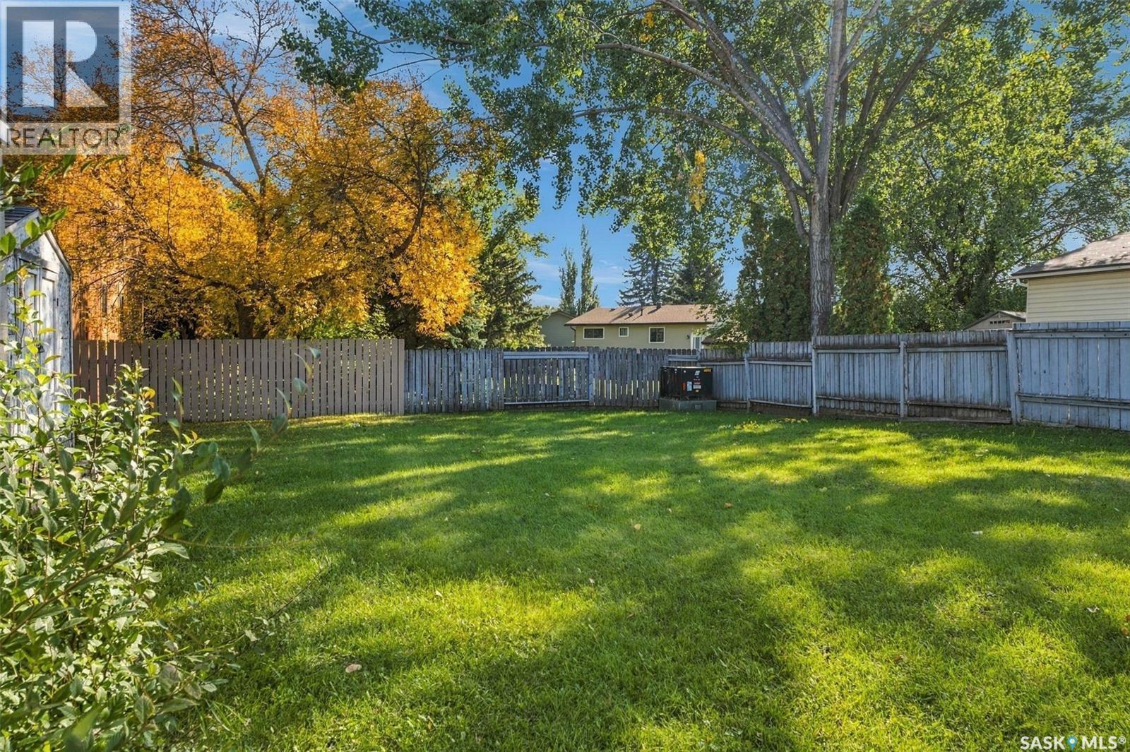 3343 Fairlight Drive, Saskatoon, SK