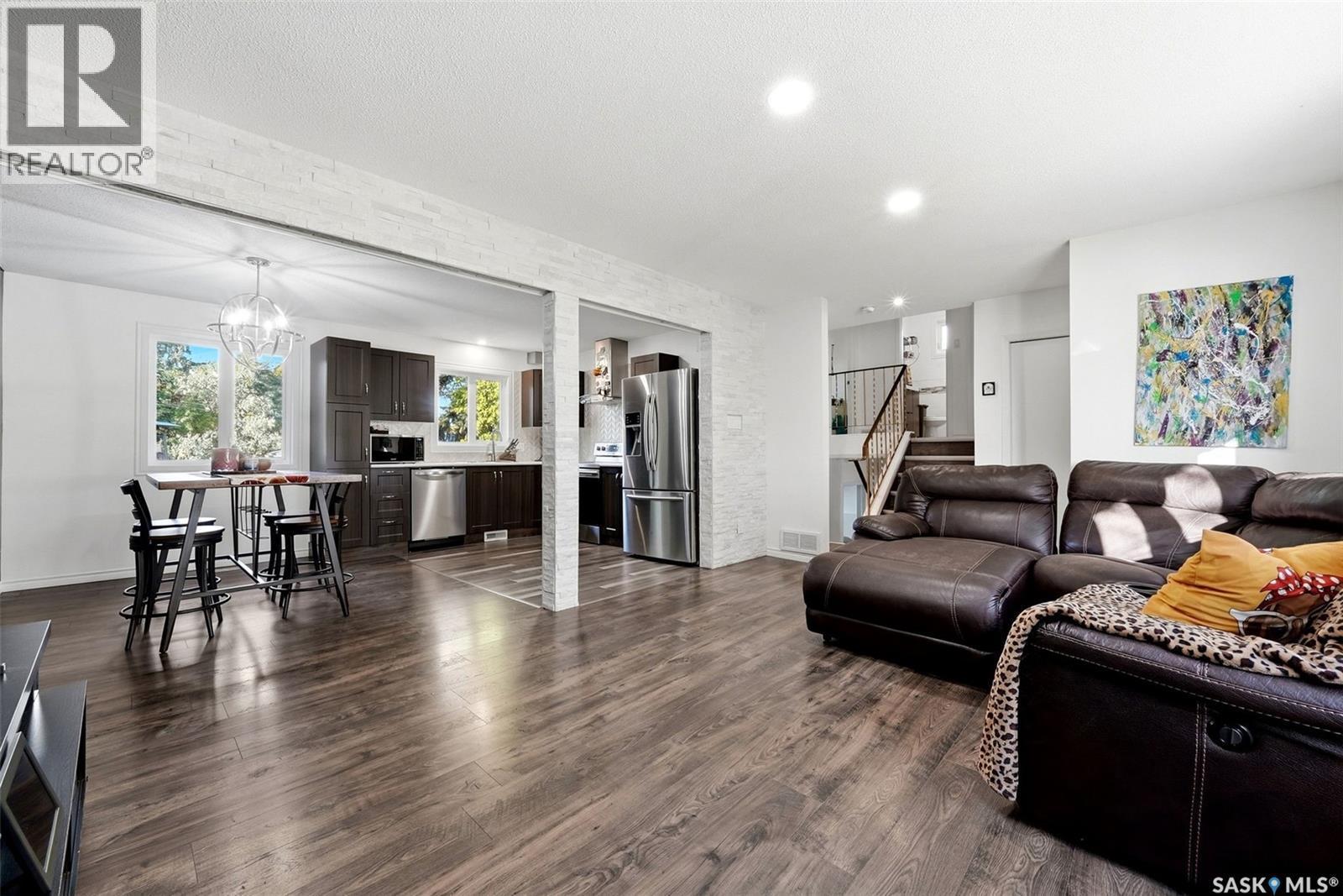 6610 Dewdney Avenue, Regina, SK