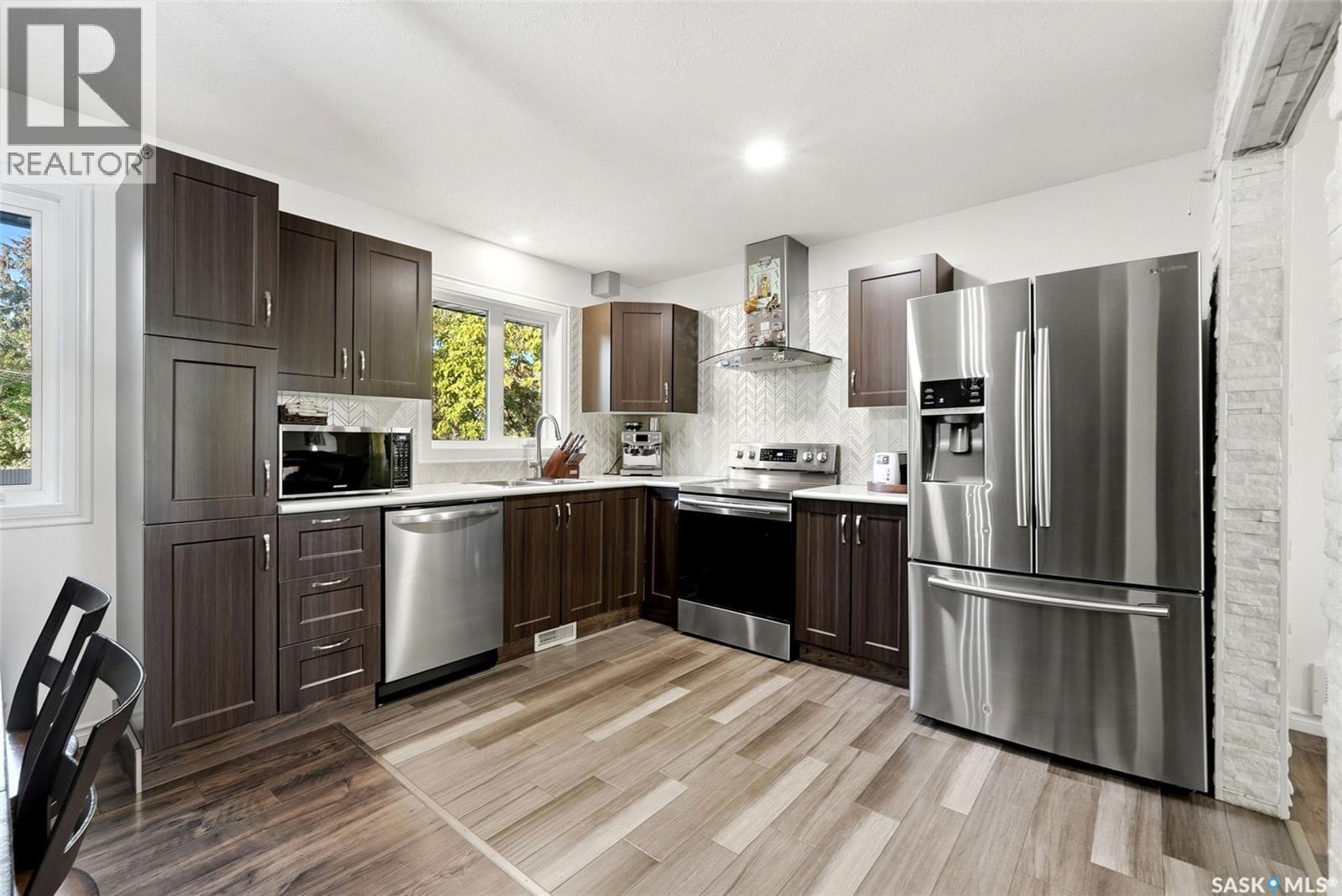 6610 Dewdney Avenue, Regina, SK