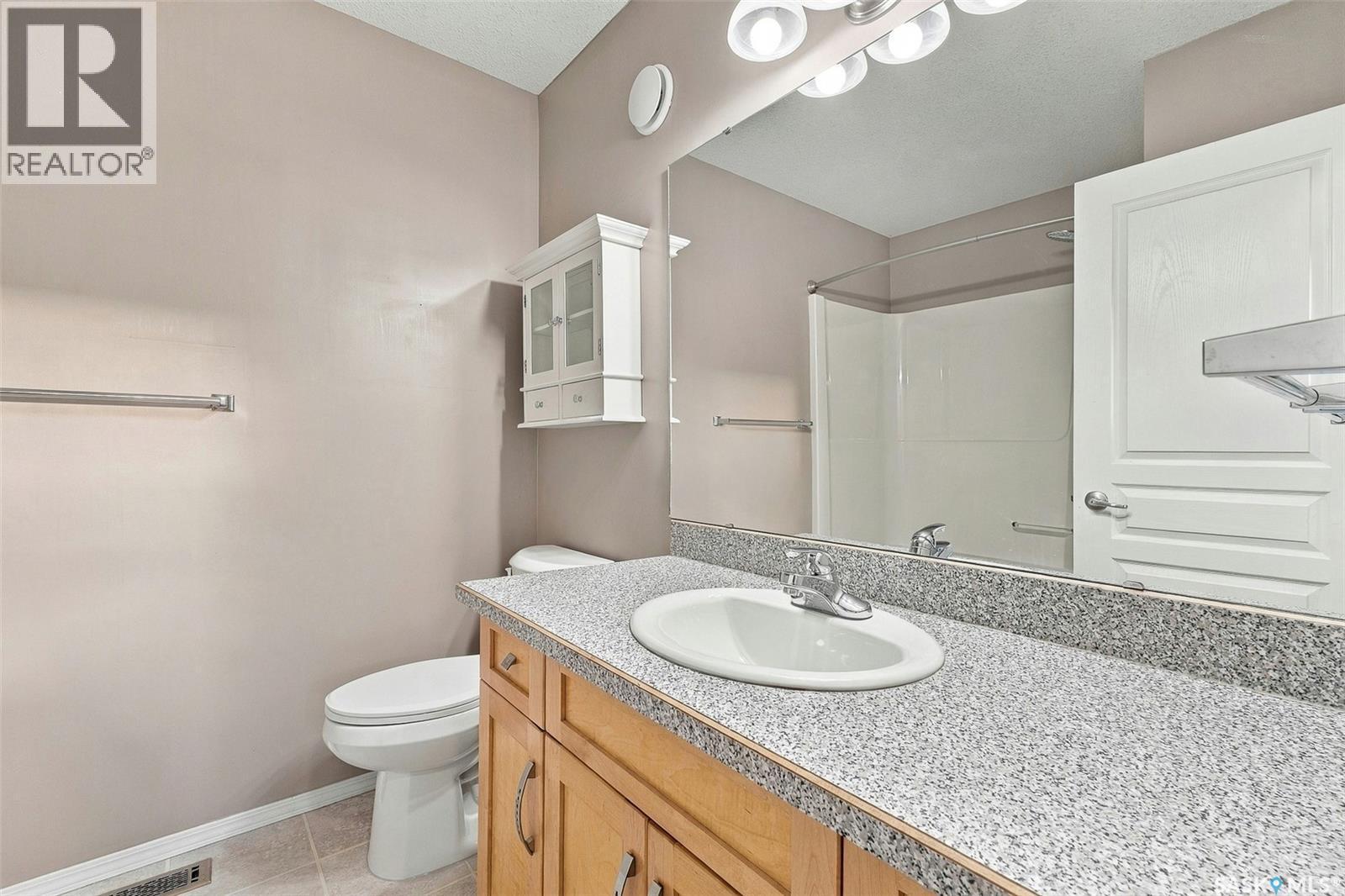 3917 Victoria Avenue, Regina, SK