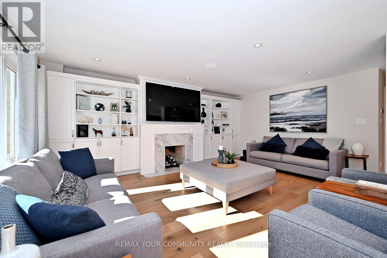 Spacious Family Room with Gas Log Fireplace - 1530 Canada Court, Oakville, ON