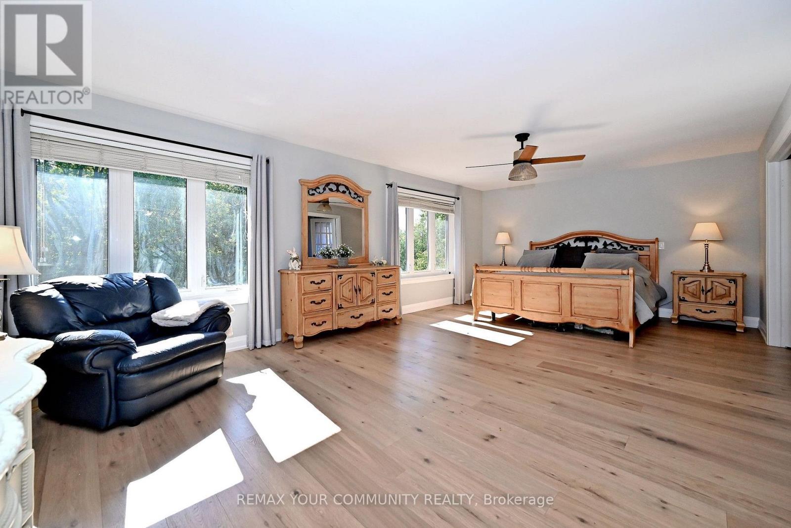Primary Bedroom -2 walkin Closets+Sitting Room - 1530 Canada Court, Oakville, ON