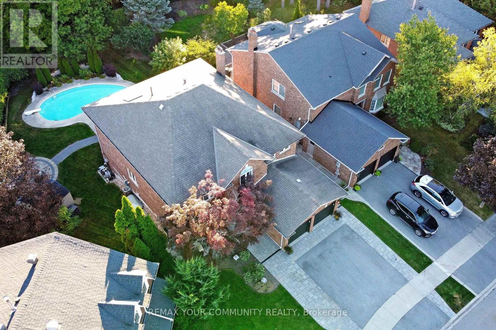 House overview - 1530 Canada Court, Oakville, ON