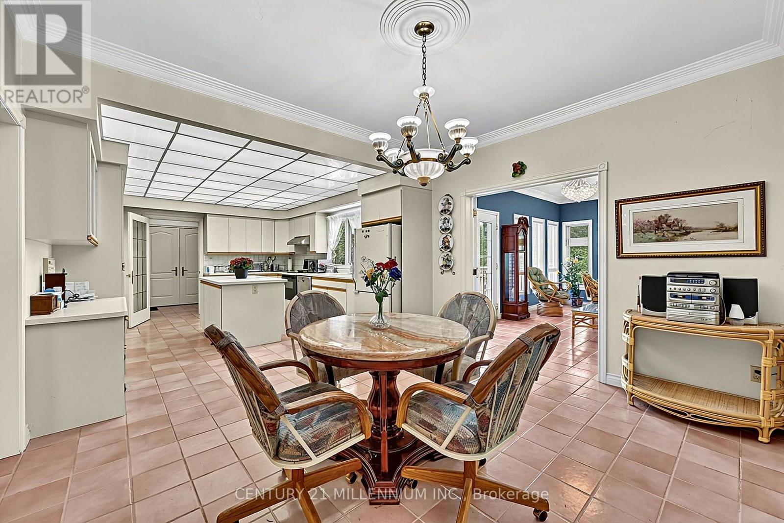 16 Tanglewood Drive, Caledon, ON