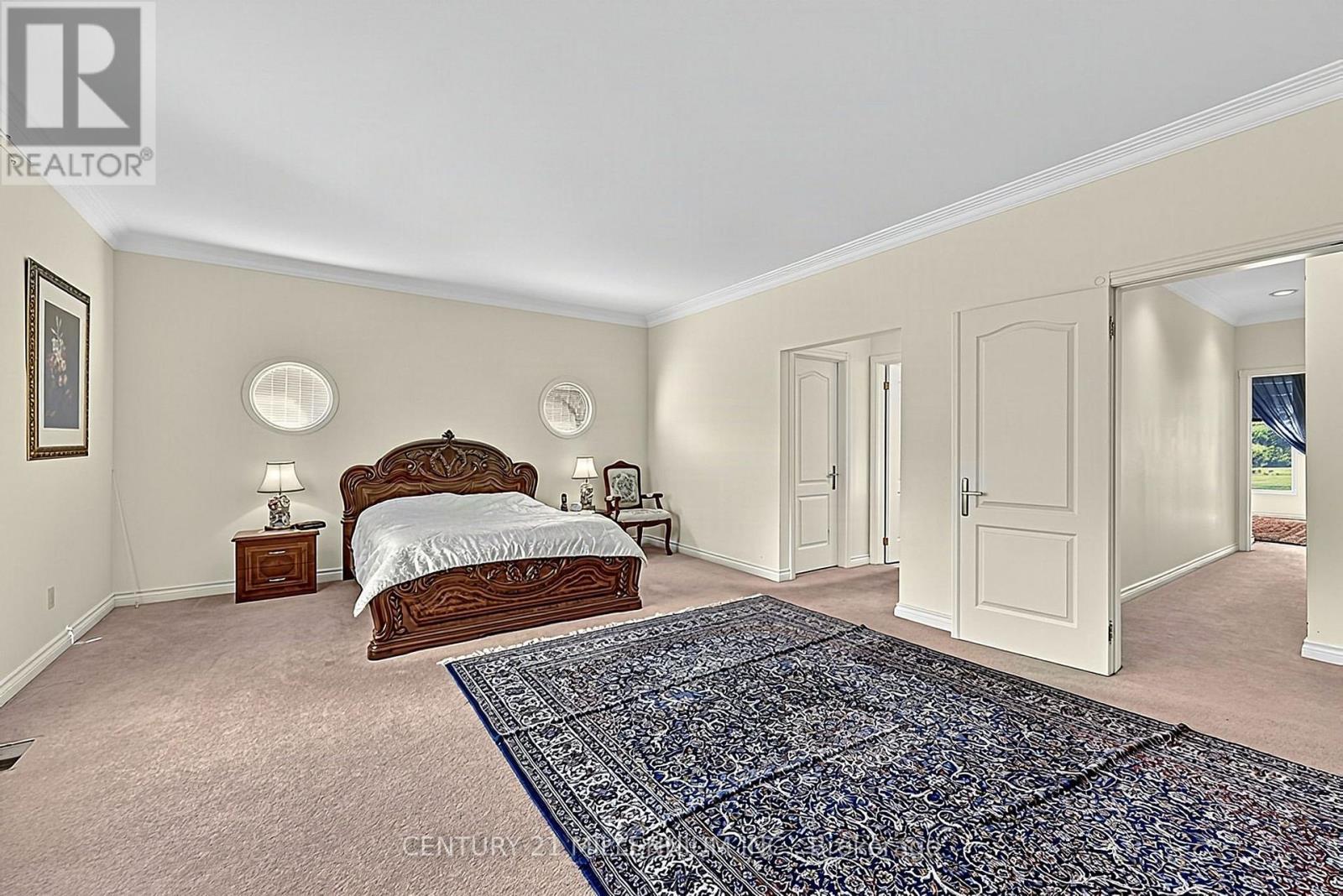 16 Tanglewood Drive, Caledon, ON