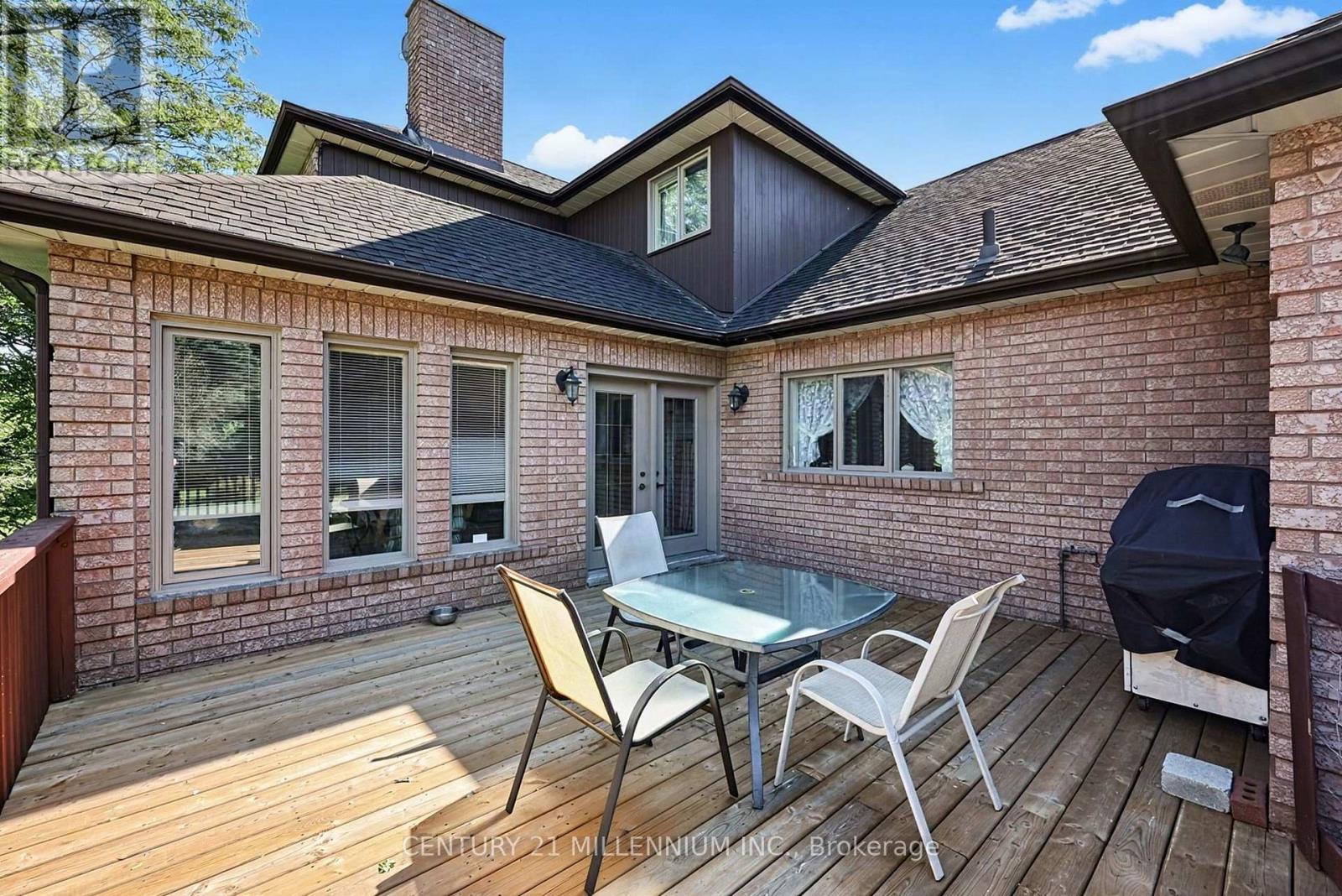 16 Tanglewood Drive, Caledon, ON