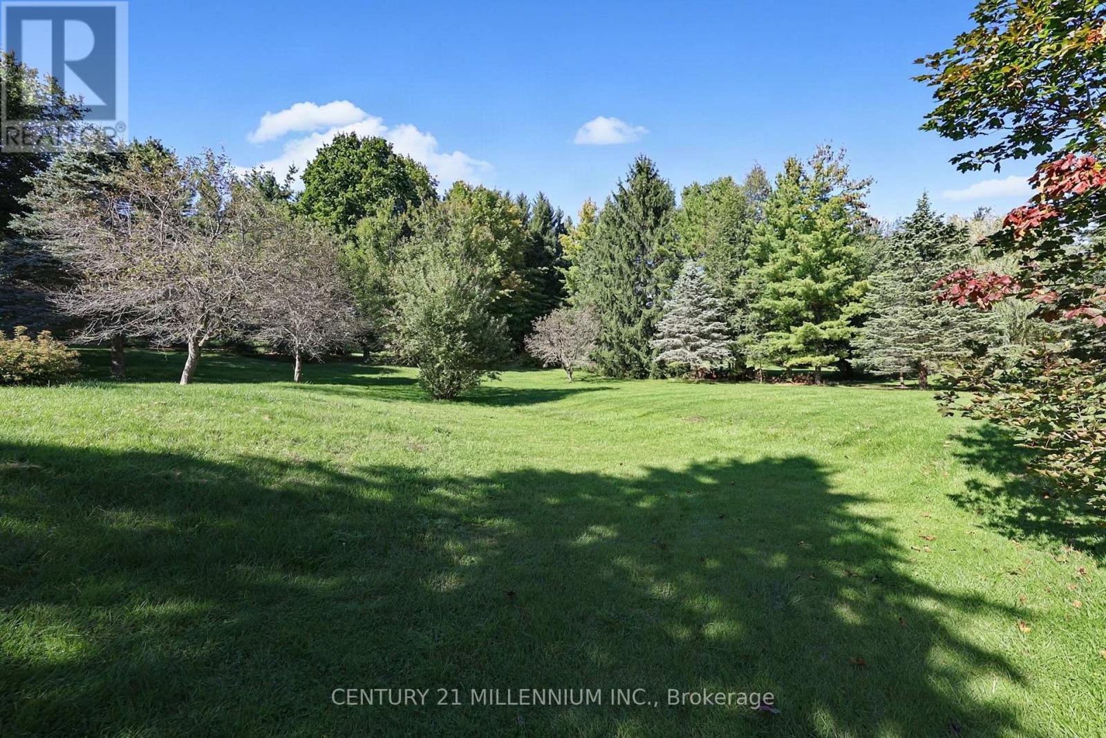 16 Tanglewood Drive, Caledon, ON