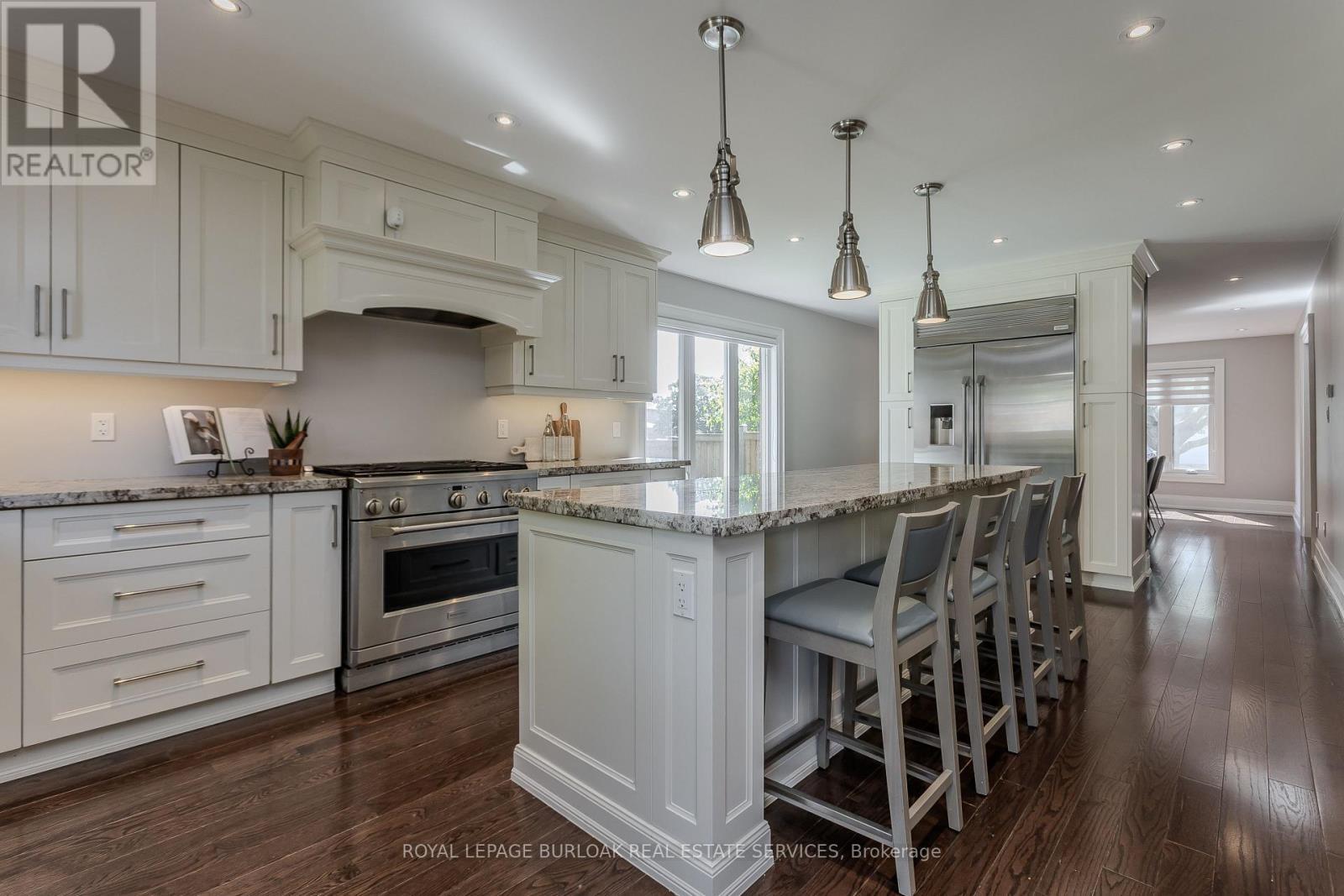 541 Hambling Court, Burlington, ON
