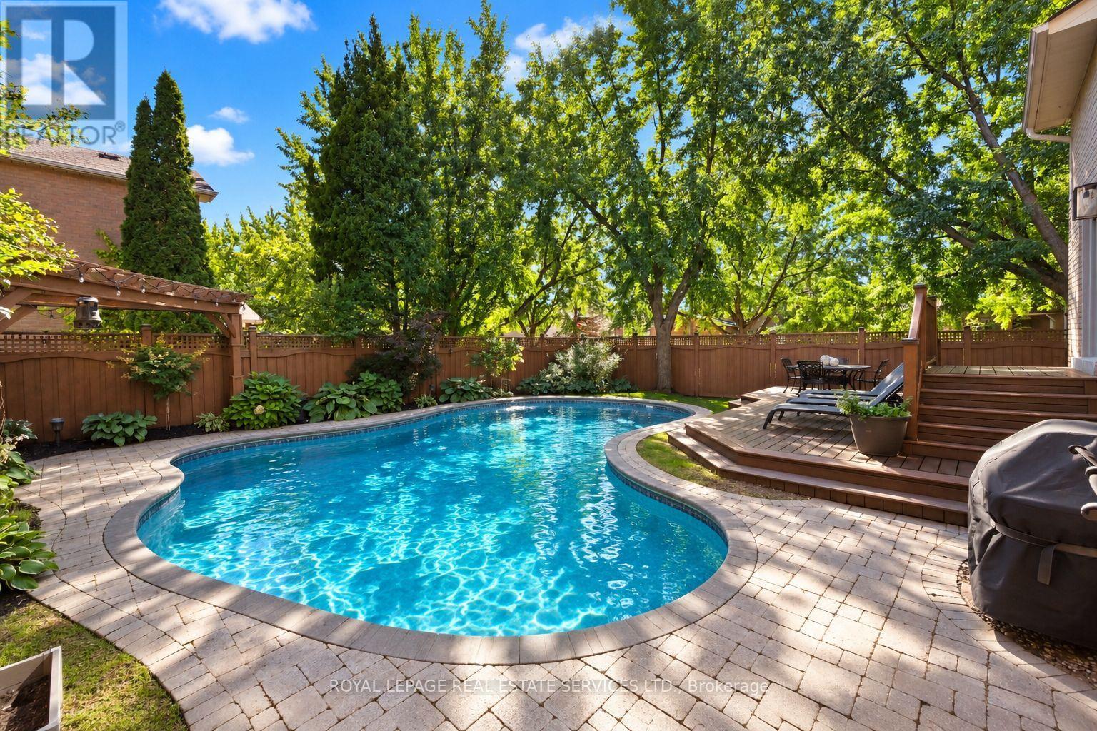 An Idyllic Setting for Relaxed Summer Days - 340 Oakridge Court, Oakville, ON