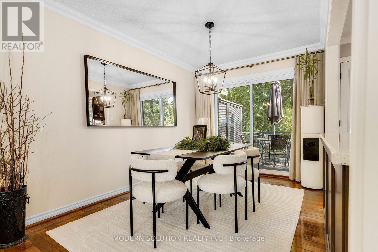 2250 Dunedin Road, Oakville, ON