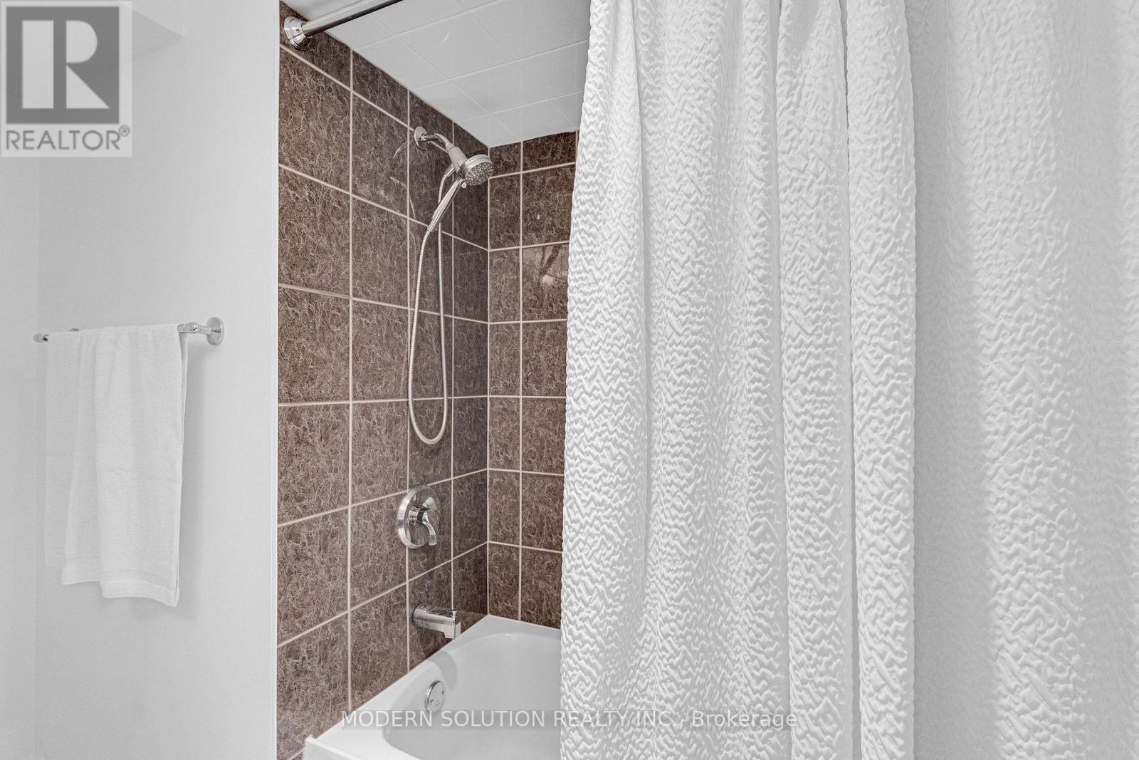2250 Dunedin Road, Oakville, ON