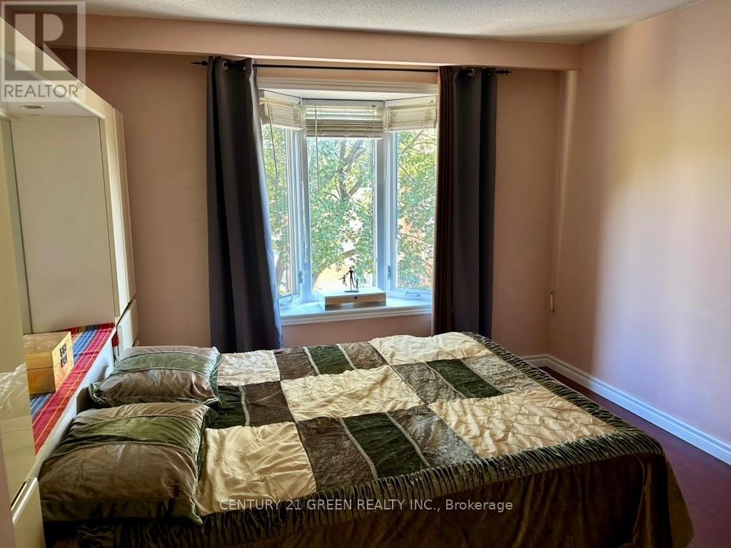 4252 Tea Garden Circle, Mississauga, ON