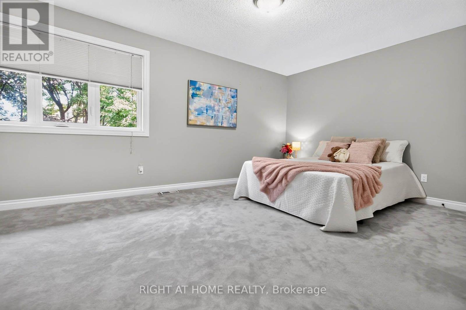 83 - 5480 Glen Erin Drive, Mississauga, ON