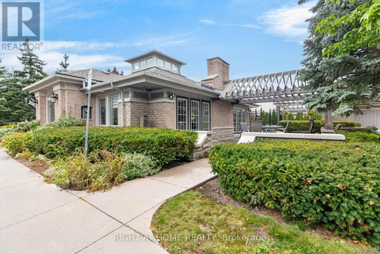 83 - 5480 Glen Erin Drive, Mississauga, ON