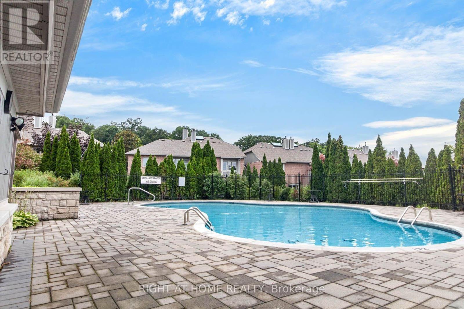 83 - 5480 Glen Erin Drive, Mississauga, ON