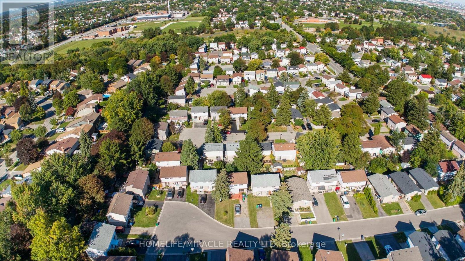 10 Habitat Square, Brampton, ON