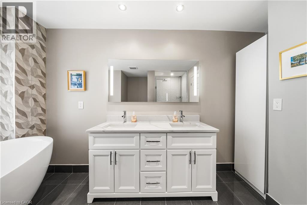 442 Maple Avenue Unit# Th9, Burlington, ON