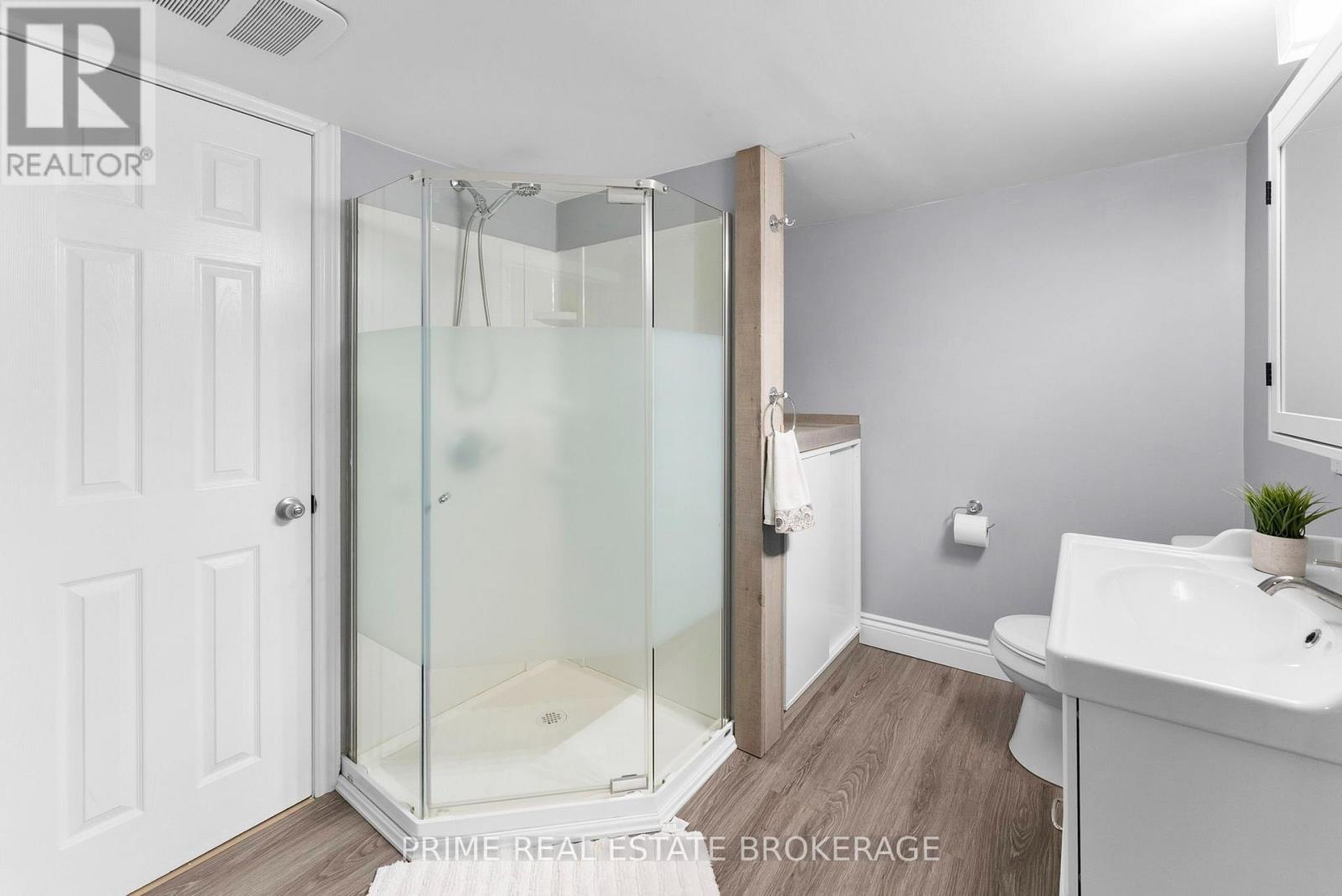 65 David Street, London South (South V), ON