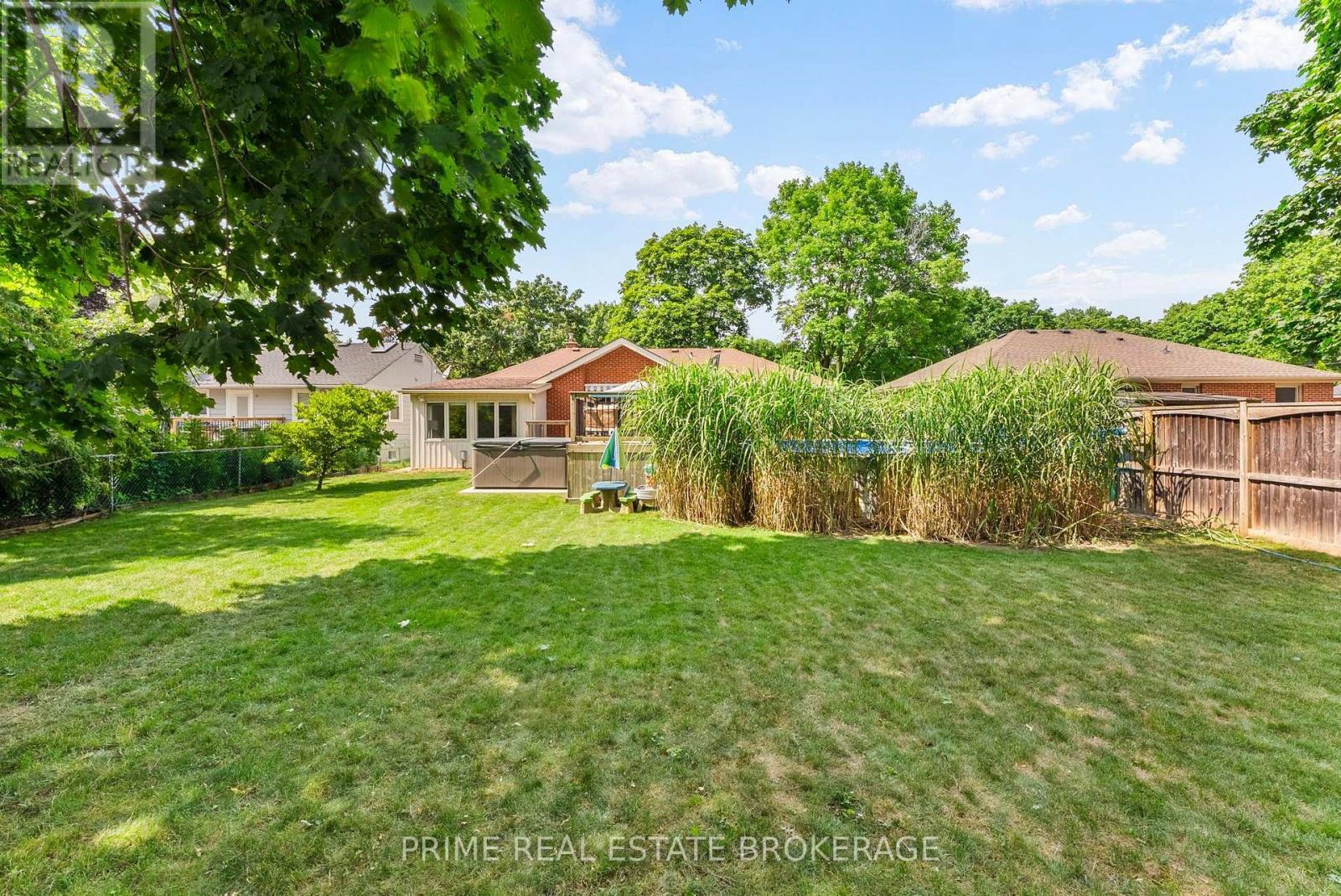 65 David Street, London South (South V), ON