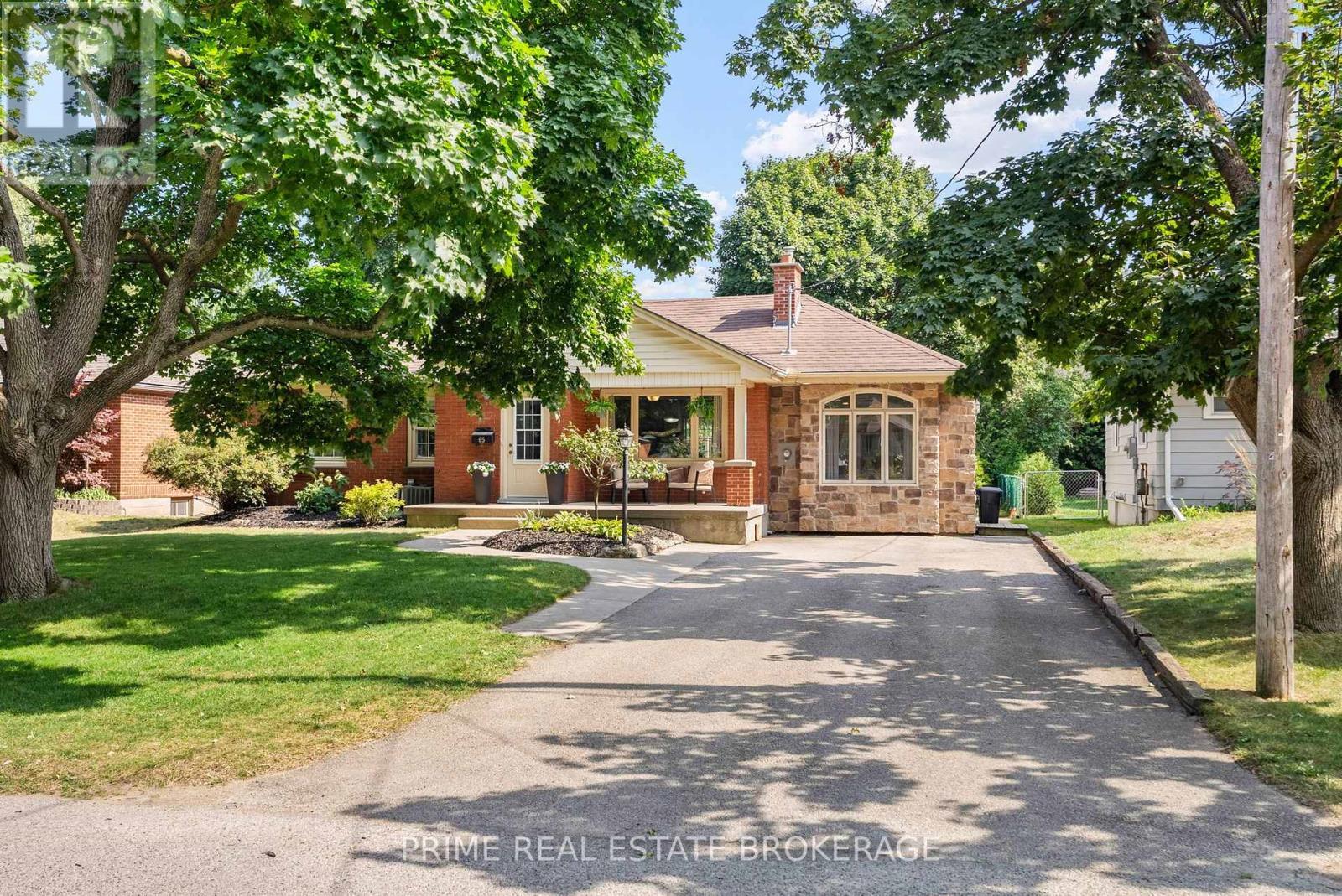 65 David Street, London South (South V), ON