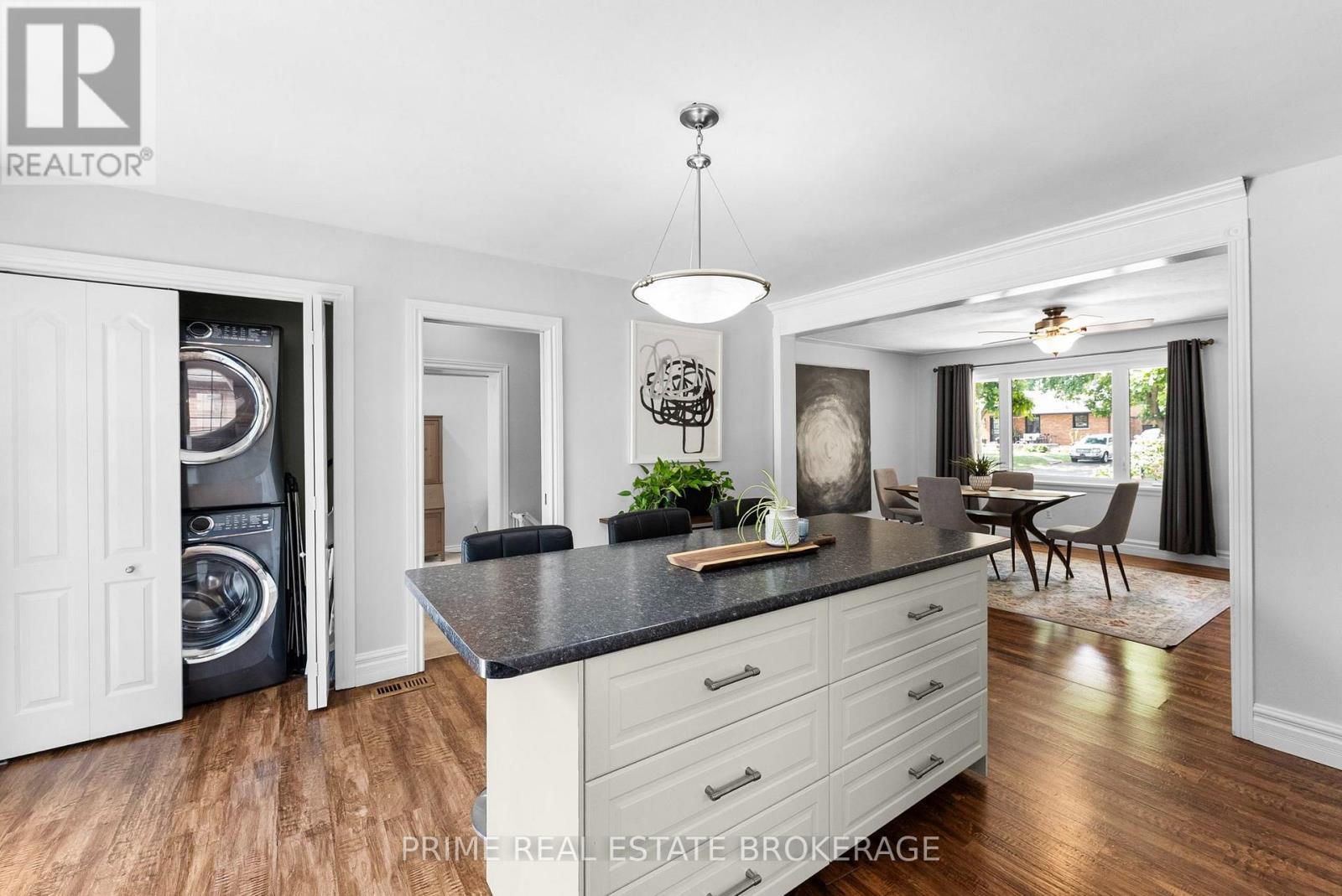 65 David Street, London South (South V), ON