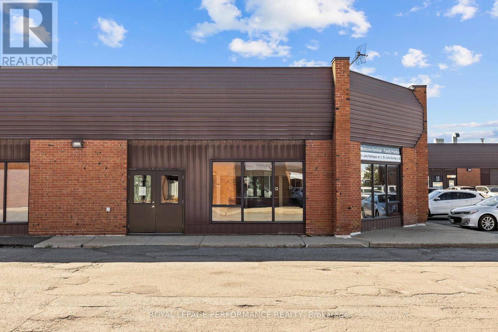 21 - 5350 Canotek Road, Ottawa, ON