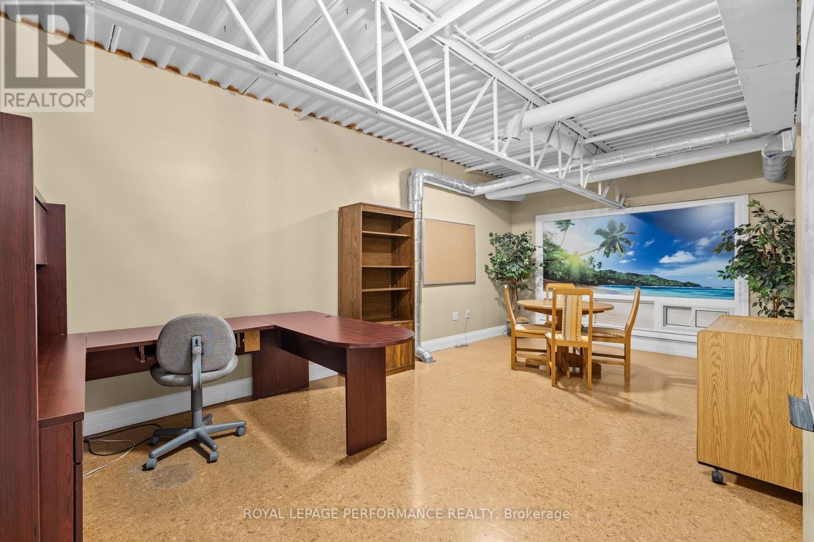 21 - 5350 Canotek Road, Ottawa, ON